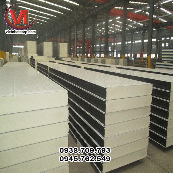 Tấm panel PU cách âm cách nhiệt Việt Nhật